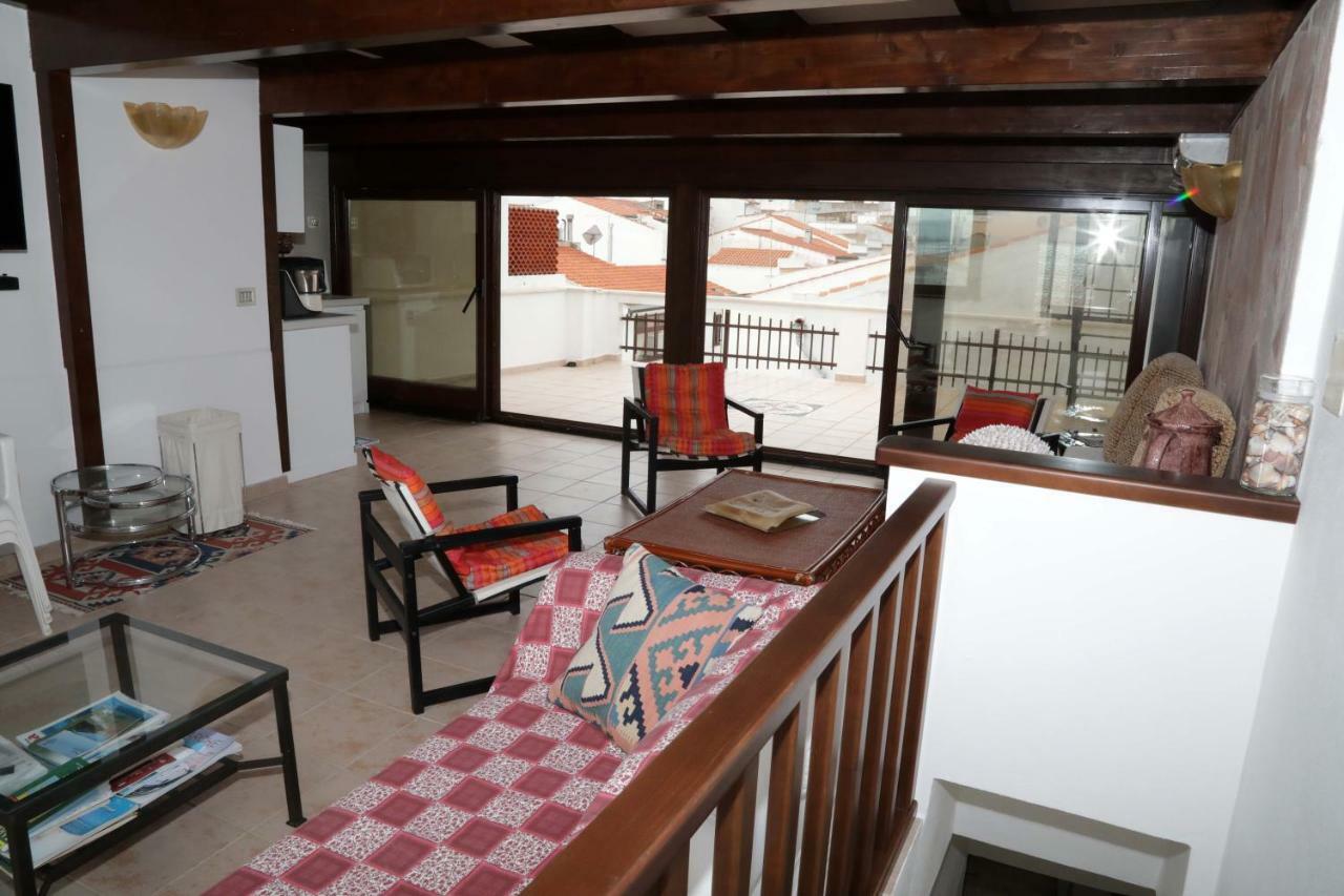 Appartement Luxury Apt à Calasetta Extérieur photo